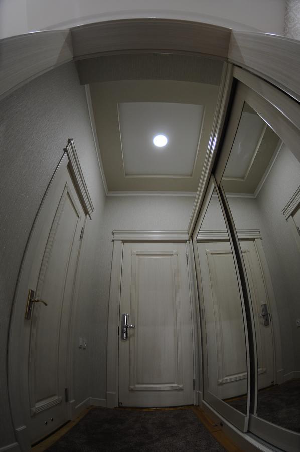 Hotel Afrosiyob Qarshi Eksteriør billede