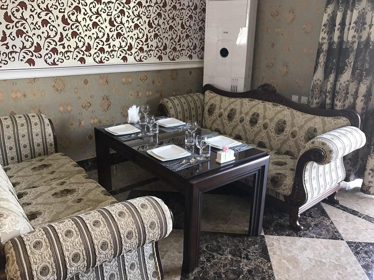 Hotel Afrosiyob Qarshi Eksteriør billede